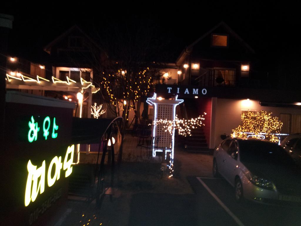 Gyeongju Tiamo Pension ภายนอก รูปภาพ